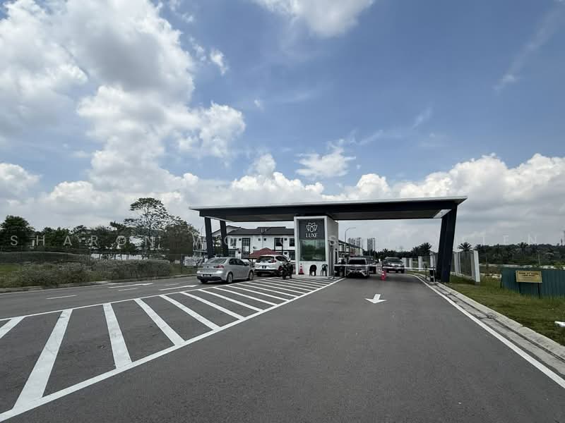 Cluster House for Sale in Skudai (Johor) - Sharon Wong Shu Shien - Exterior - PropertyGuru.com.my