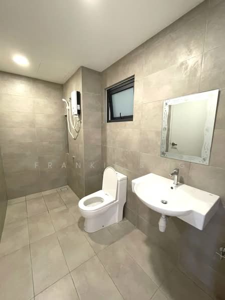 Servis Apartment untuk Disewa di Savio @ Riana Dutamas - Frankie Sing - Bathroom - PropertyGuru.com.my
