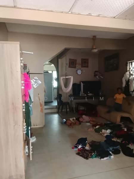 3-storey Terraced House for Sale in Taman Muda (Ampang) - andrew lim - Living Room - PropertyGuru.com.my