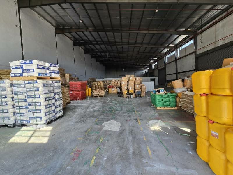 Warehouse for Rent in Shah Alam (Selangor) - Alex Lee - Interior - PropertyGuru.com.my