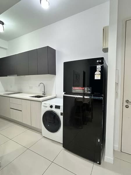 Servis Apartment untuk Disewa di Lexa Residence @ The Quartz WM - Chun Wei - Kitchen - PropertyGuru.com.my