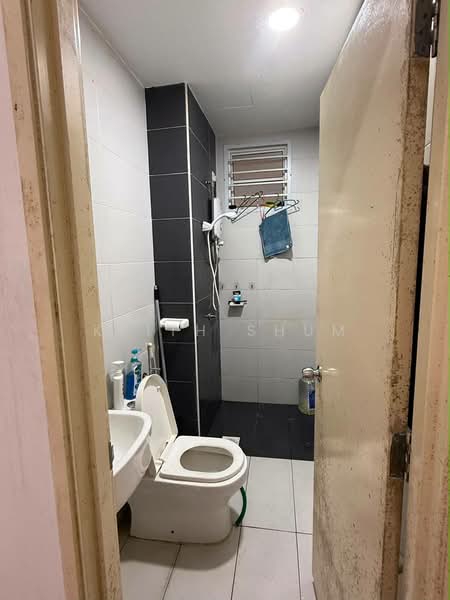 Apartment for Sale at Nusa Heights (Nusa Puncak) - Keith Shum - Bathroom - PropertyGuru.com.my