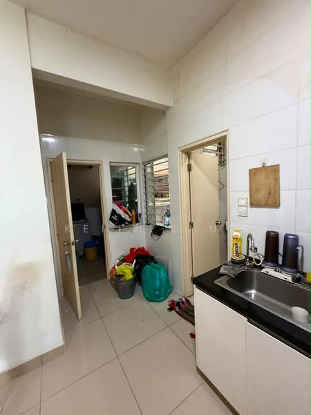 Apartment for Sale at Nusa Heights (Nusa Puncak) - Keith Shum - Kitchen - PropertyGuru.com.my