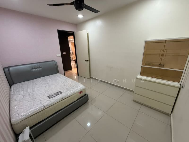 Kondominium untuk Dijual di Paragon 3 - Soon Jie Chua - Bedroom - PropertyGuru.com.my