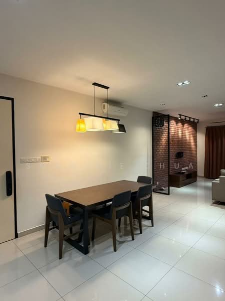 Kondominium untuk Dijual di Paragon 3 - Soon Jie Chua - Dining Room - PropertyGuru.com.my