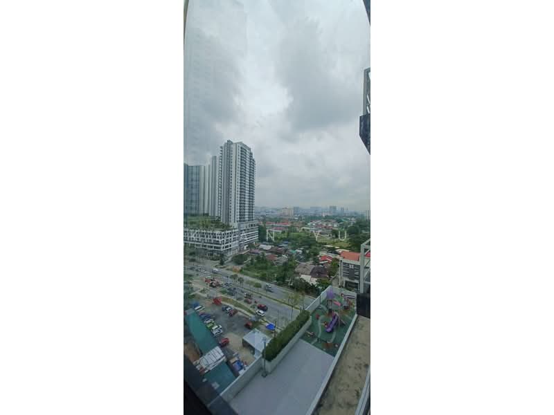 Servis Apartment untuk Disewa di One Maxim - Kean Yu - View - PropertyGuru.com.my