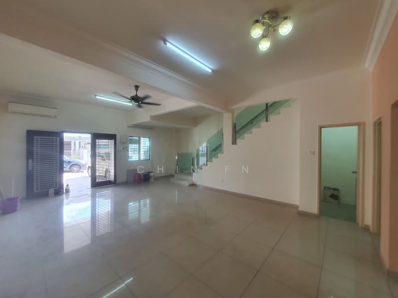Rumah Teres 2 Tingkat untuk Dijual di Taman Muzaffar Heights (Bukit Katil) - CHIN FN - Living Room - PropertyGuru.com.my