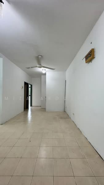 Apartment for Rent at Enggang Apartment - Miza Abdullah - PropertyGuru.com.my