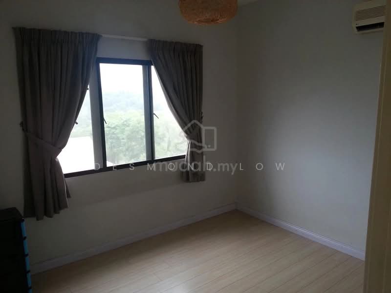 Pangsapuri untuk Disewa di Anjung Hijau (Greenfields) - Desmond Low - Bedroom - PropertyGuru.com.my