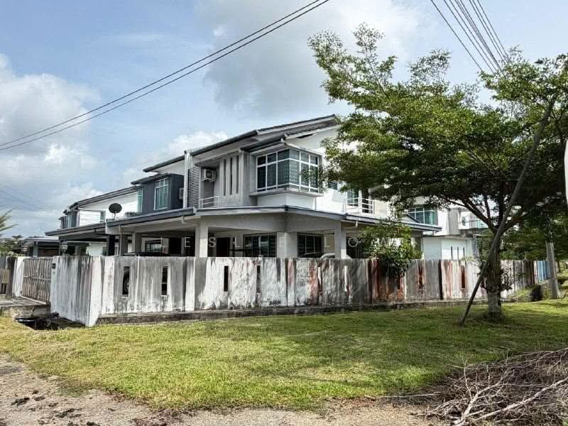 Semi-Detached House for Sale in Kota Samarahan (Sarawak) - Leslie Low - Exterior - PropertyGuru.com.my