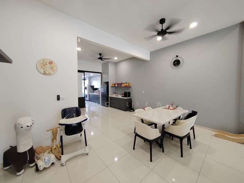2-storey Terraced House for Sale in Taman Semanja (Kajang) - Eric Liew - Dining Room - PropertyGuru.com.my