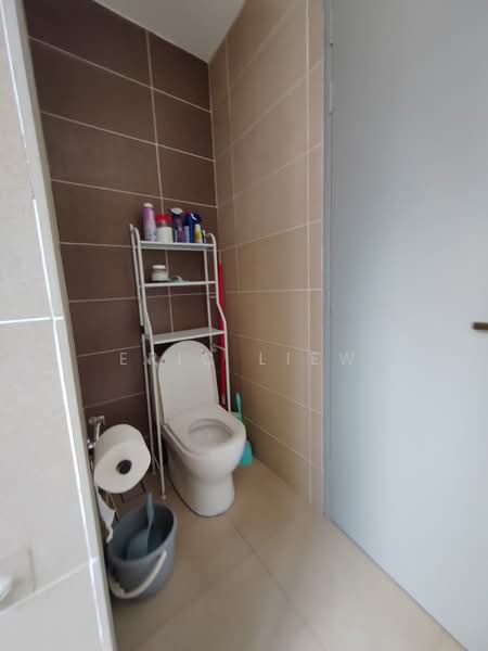 2-storey Terraced House for Sale in Taman Semanja (Kajang) - Eric Liew - Bathroom - PropertyGuru.com.my