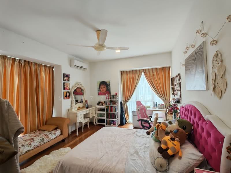 Bungalow House for Sale in Lakefront Villa (Cyberjaya) - Muizz Razak - PropertyGuru.com.my