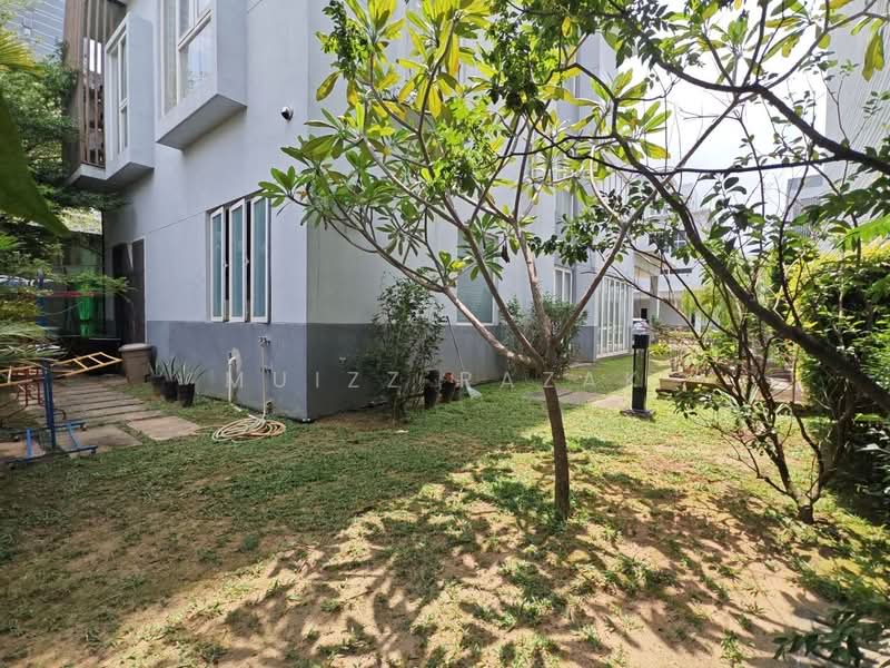 Bungalow House for Sale in Lakefront Villa (Cyberjaya) - Muizz Razak - PropertyGuru.com.my