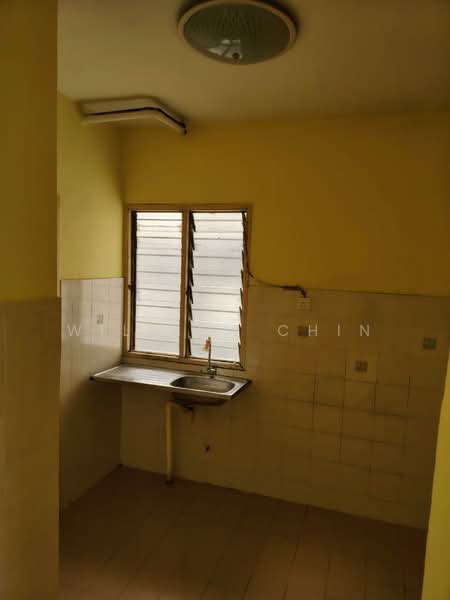 Apartment for Rent at Sri Cempaka (Puchong Jaya) - William Chin - Kitchen - PropertyGuru.com.my