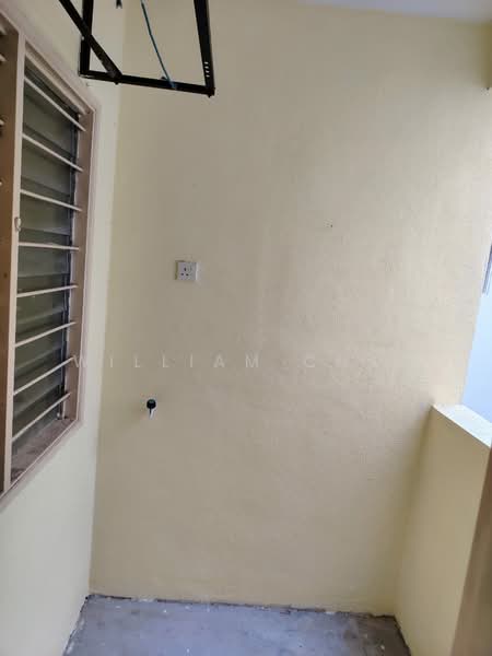 Apartment for Rent at Sri Cempaka (Puchong Jaya) - William Chin - Balcony - PropertyGuru.com.my