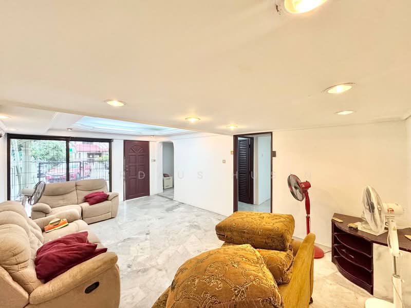 2.5-storey Terraced House for Sale in Taman Gasing Indah (Pantai) - Firdaus Husin - Living Room - PropertyGuru.com.my