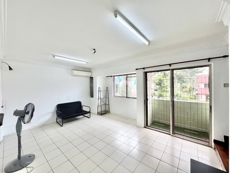 2.5-storey Terraced House for Sale in Taman Gasing Indah (Pantai) - Firdaus Husin - Living Room - PropertyGuru.com.my