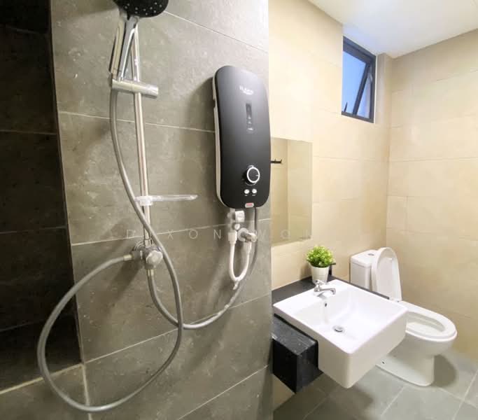 Servis Apartment untuk Disewa di AraTre' Residences - Dixon Wong - Bathroom - PropertyGuru.com.my
