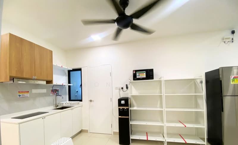 Servis Apartment untuk Disewa di AraTre' Residences - Dixon Wong - Kitchen - PropertyGuru.com.my