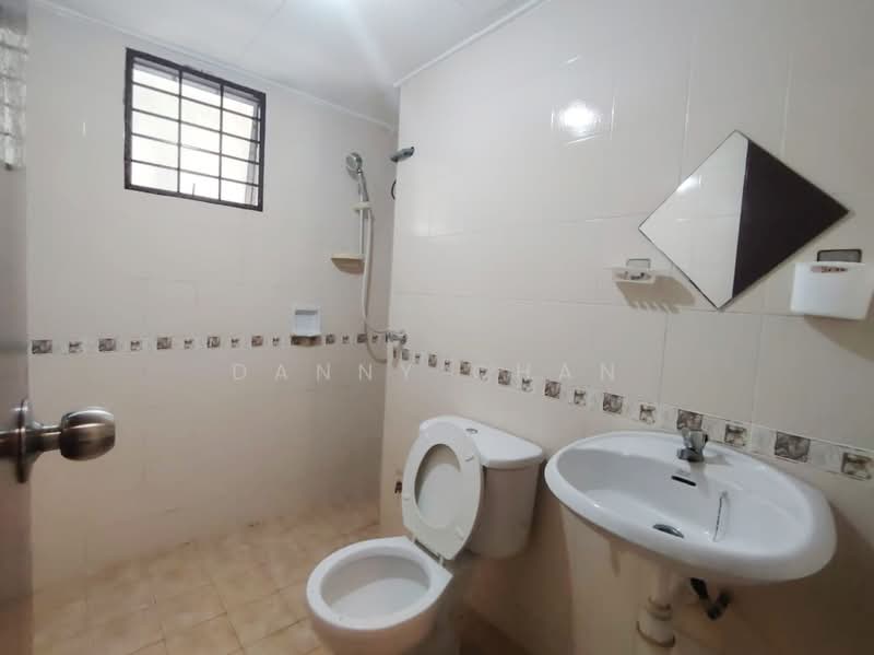 Condominium for Rent at Casa Puteri Condominium - Danny Chan - Bathroom - PropertyGuru.com.my