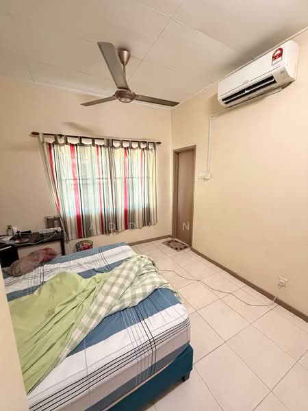 Semi-Detached House for Sale in Batu 9 (Cheras) - Addy Ng - Bedroom - PropertyGuru.com.my