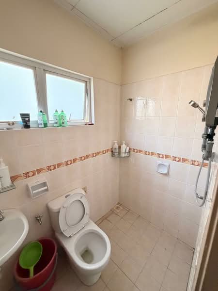 Semi-Detached House for Sale in Batu 9 (Cheras) - Addy Ng - Bathroom - PropertyGuru.com.my