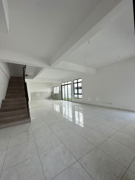 3-storey Terraced House for Sale in Puchong (Selangor) - Chris Tan - PropertyGuru.com.my
