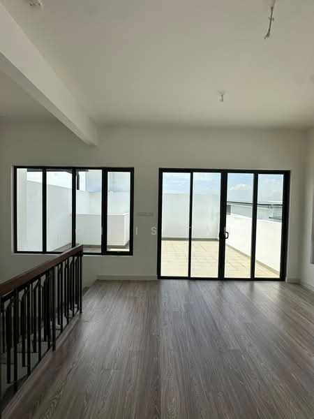 3-storey Terraced House for Sale in Puchong (Selangor) - Chris Tan - PropertyGuru.com.my