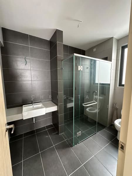 3-storey Terraced House for Sale in Puchong (Selangor) - Chris Tan - PropertyGuru.com.my