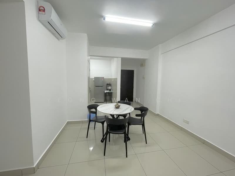 Kondominium untuk Dijual di Hijauan Puteri Condominium - Yeong Wan Chi - Dining Room - PropertyGuru.com.my