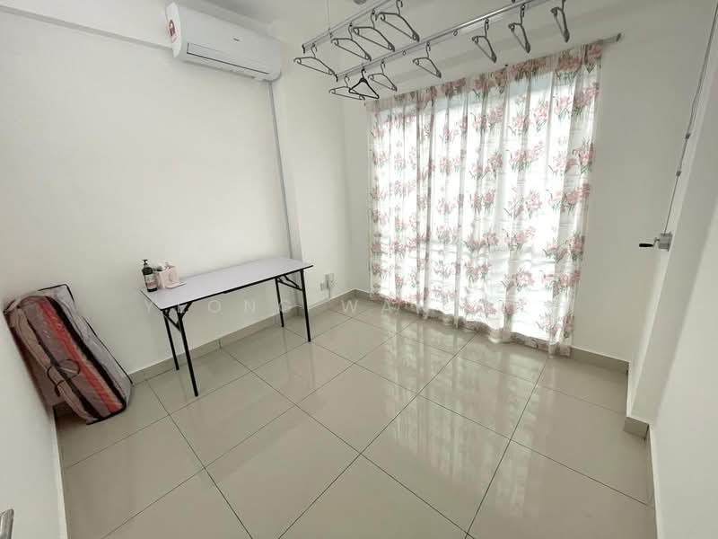 Kondominium untuk Dijual di Hijauan Puteri Condominium - Yeong Wan Chi - PropertyGuru.com.my