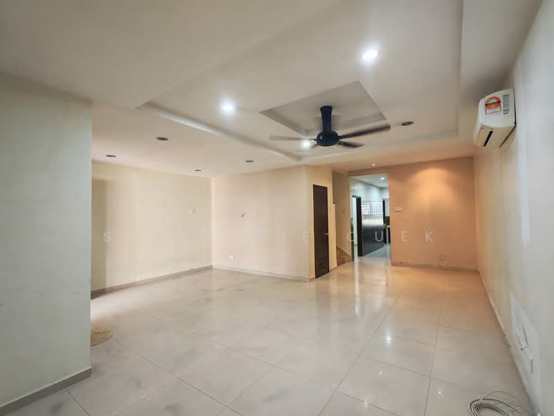Rumah Teres untuk Dijual di Bandar Botanic (Klang) - Stephanie Quek - Living Room - PropertyGuru.com.my