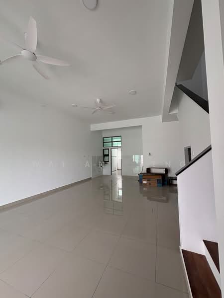 2-storey Terraced House for Rent in Legasi 1 (Puchong) - Wai Ann Teng - Living Room - PropertyGuru.com.my