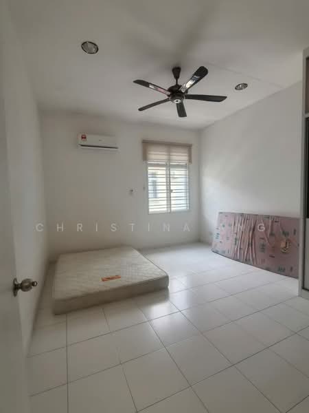 Rumah Teres 2 Tingkat untuk Disewa di Taman Setia Indah (Tebrau) - Christina Ang - Bedroom - PropertyGuru.com.my