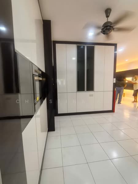 Rumah Teres 2 Tingkat untuk Disewa di Taman Setia Indah (Tebrau) - Christina Ang - Kitchen - PropertyGuru.com.my