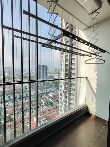 Kondominium untuk Disewa di Legend Heights - Evan Chan - Balcony - PropertyGuru.com.my
