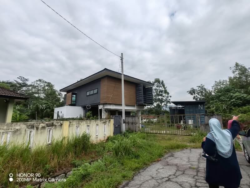 Bungalow House for Sale in Hulu Langat (Selangor) - Ahmad Gadafi Md Nor - Exterior - PropertyGuru.com.my