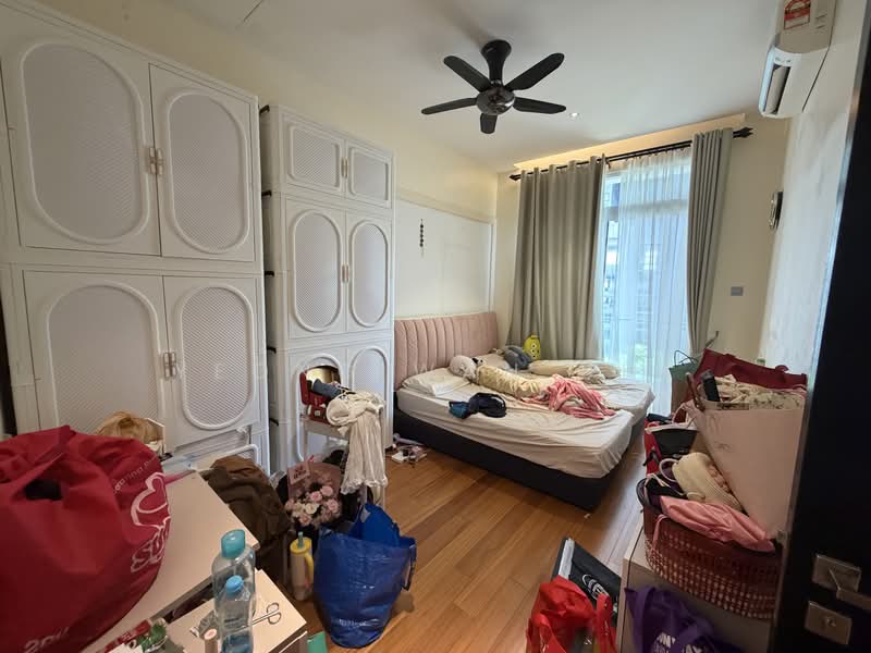 Kondominium untuk Dijual di Seri Puteri Hills Town Villa & Condominium - Yeong Wan Chi - PropertyGuru.com.my