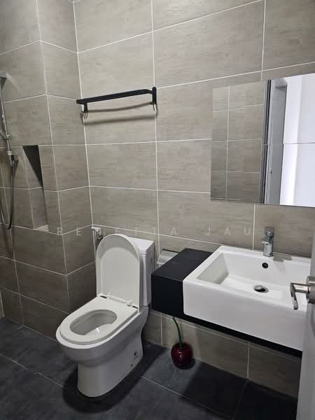 Kondominium untuk Disewa di Legend Heights - Renetta Jau - Bathroom - PropertyGuru.com.my