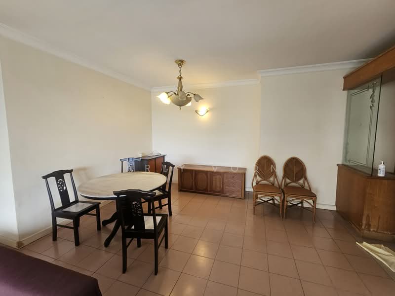 Kondominium untuk Dijual di The Straits View Condominium - Carly Voon - Living Room - PropertyGuru.com.my