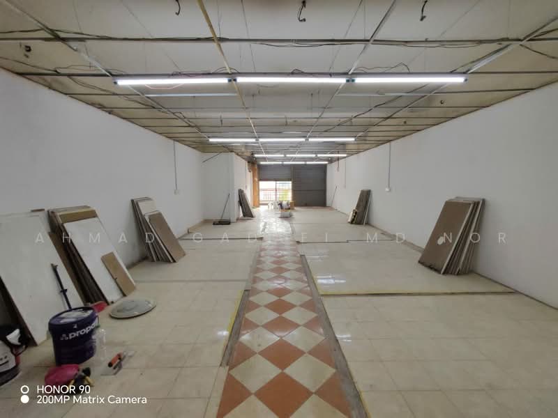 Kedai / Pejabat untuk Disewa di Damansara Damai (Selangor) - Ahmad Gadafi Md Nor - Interior - PropertyGuru.com.my