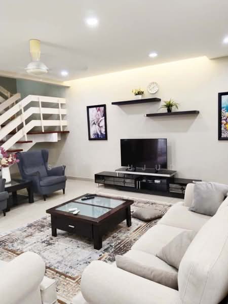 Rumah Berkembar untuk Dijual di Bandar Baru Bangi (Selangor) - Syima Ujud - Living Room - PropertyGuru.com.my