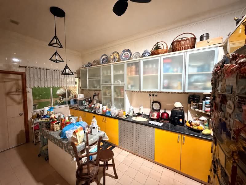 Semi-Detached House for Sale in Batu 9 (Cheras) - Addy Ng - Kitchen - PropertyGuru.com.my