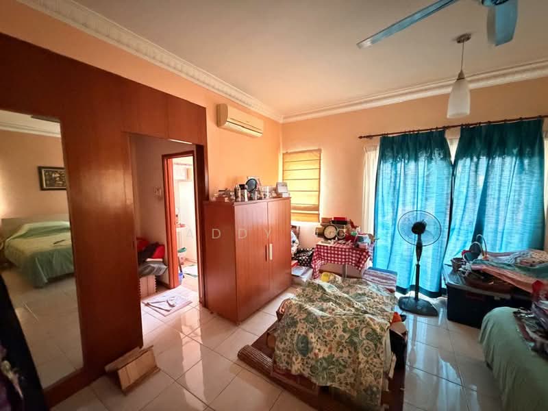 Semi-Detached House for Sale in Batu 9 (Cheras) - Addy Ng - Bedroom - PropertyGuru.com.my