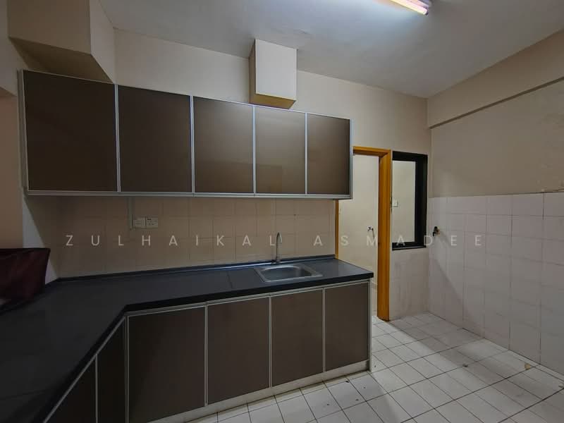 Kondominium untuk Disewa di Sri Putramas - Zulhaikal Asmadee - Kitchen - PropertyGuru.com.my