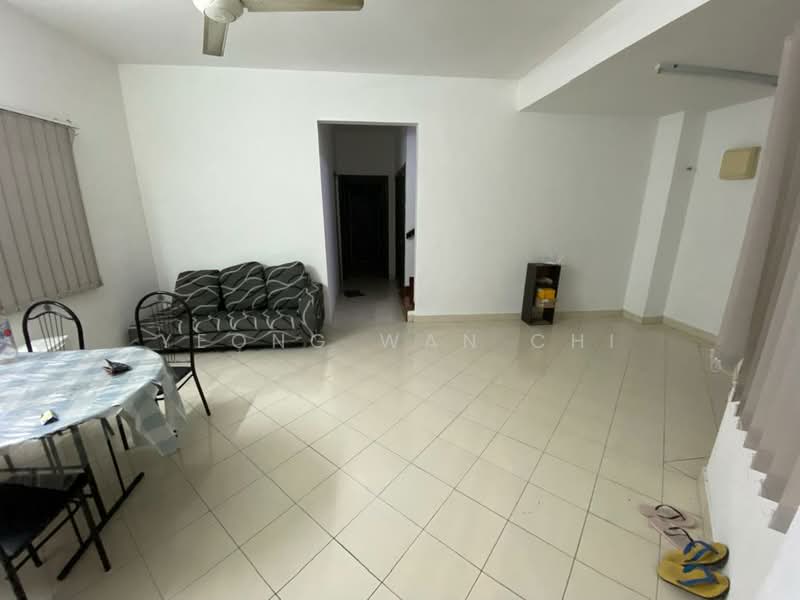 Rumah Teres 2-Tingkat untuk Dijual di Taman Puchong Hartamas (Puchong) - Yeong Wan Chi - Living Room - PropertyGuru.com.my
