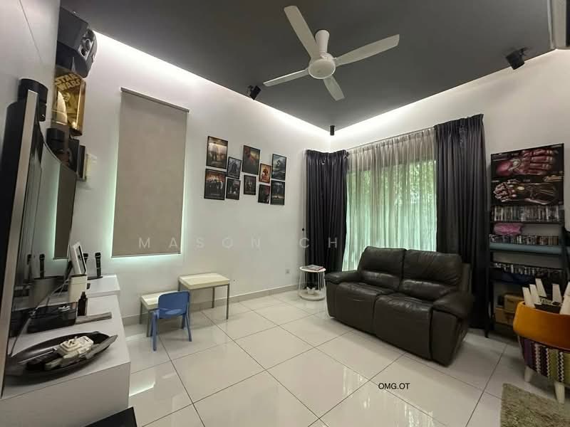 Link Bungalow for Sale in Ambang Botanic 2 (Klang) - Mason Chiah - Living Room - PropertyGuru.com.my