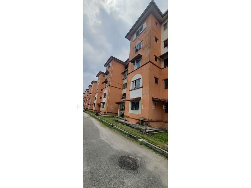 Apartment for Sale at Pangsapuri Sri Kemuning - Peter Lee - Exterior - PropertyGuru.com.my