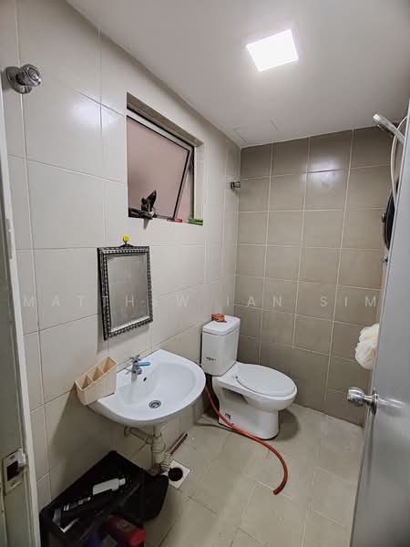 Rumah Bandar untuk Disewa di Bandar Saujana Putra (Tanjong Duabelas) - Matthew Ian Sim - Bathroom - PropertyGuru.com.my